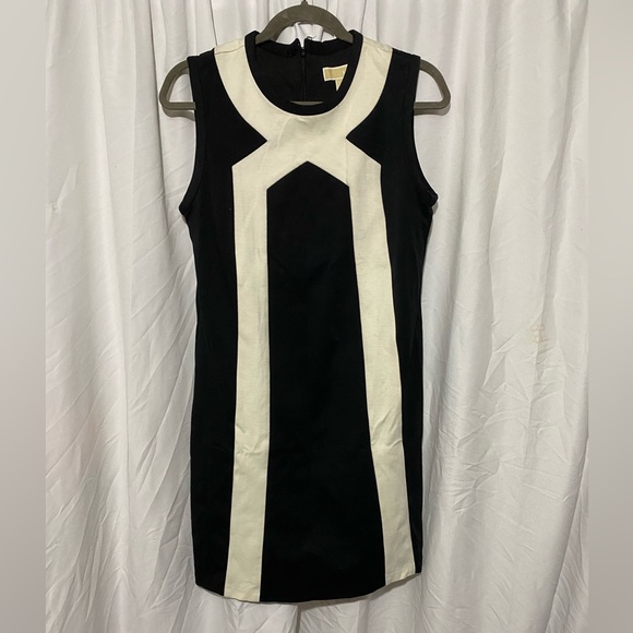 Dresses & Skirts - Micheal Kors dress